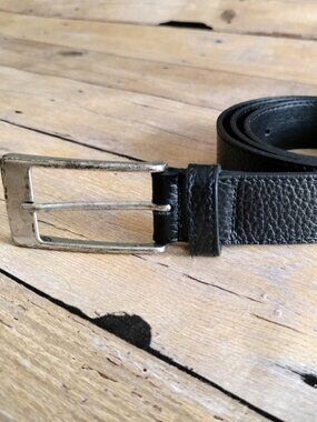 Berge Pebbled Black Leather Belt M Rectangle Pewter Color Buckle 1.25" W Italy